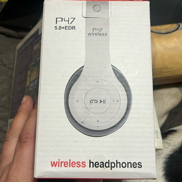 UNLISTED ITEMS IN MY LIVE POSH SHOW - Picture 7 of 16